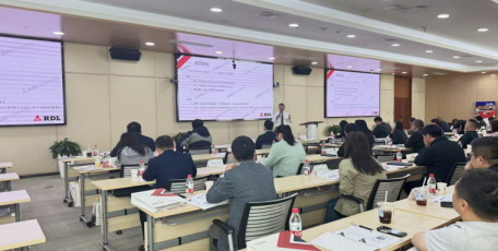 錨定十五五合規(guī)新藍圖    筑牢陜企用工安全線 ——陜西省企業(yè)用工合規(guī)專題培訓(xùn)在西安舉辦